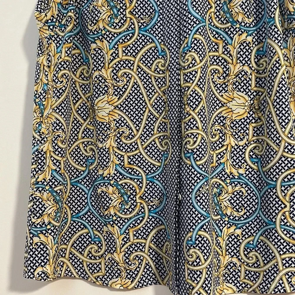 J. McLaughlin Derby print equestrian gold chain 100% silk button down blouse